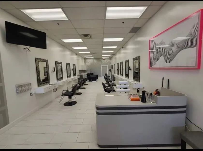 Dreamcuts North Wales — Hair salon in North Wales